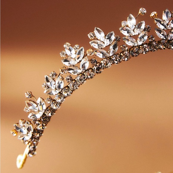 Twigs & Honey Carlotta gold crystal tiara (MSRP $290) - Picture 4 of 7